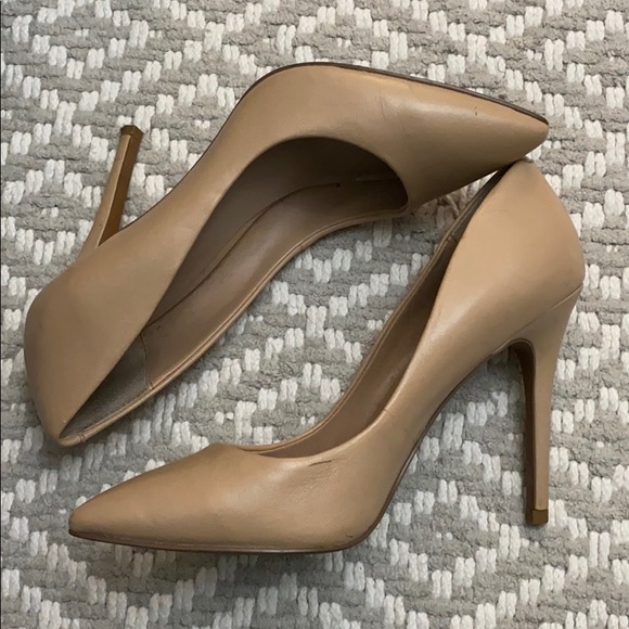 Charles by Charles David Nude Pump Size 7 - Picture 3 of 3